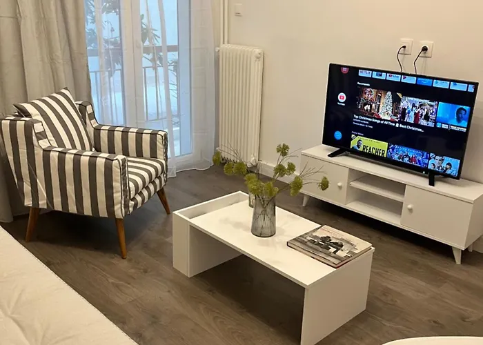 Metropolitan Complex Apartment Faliro