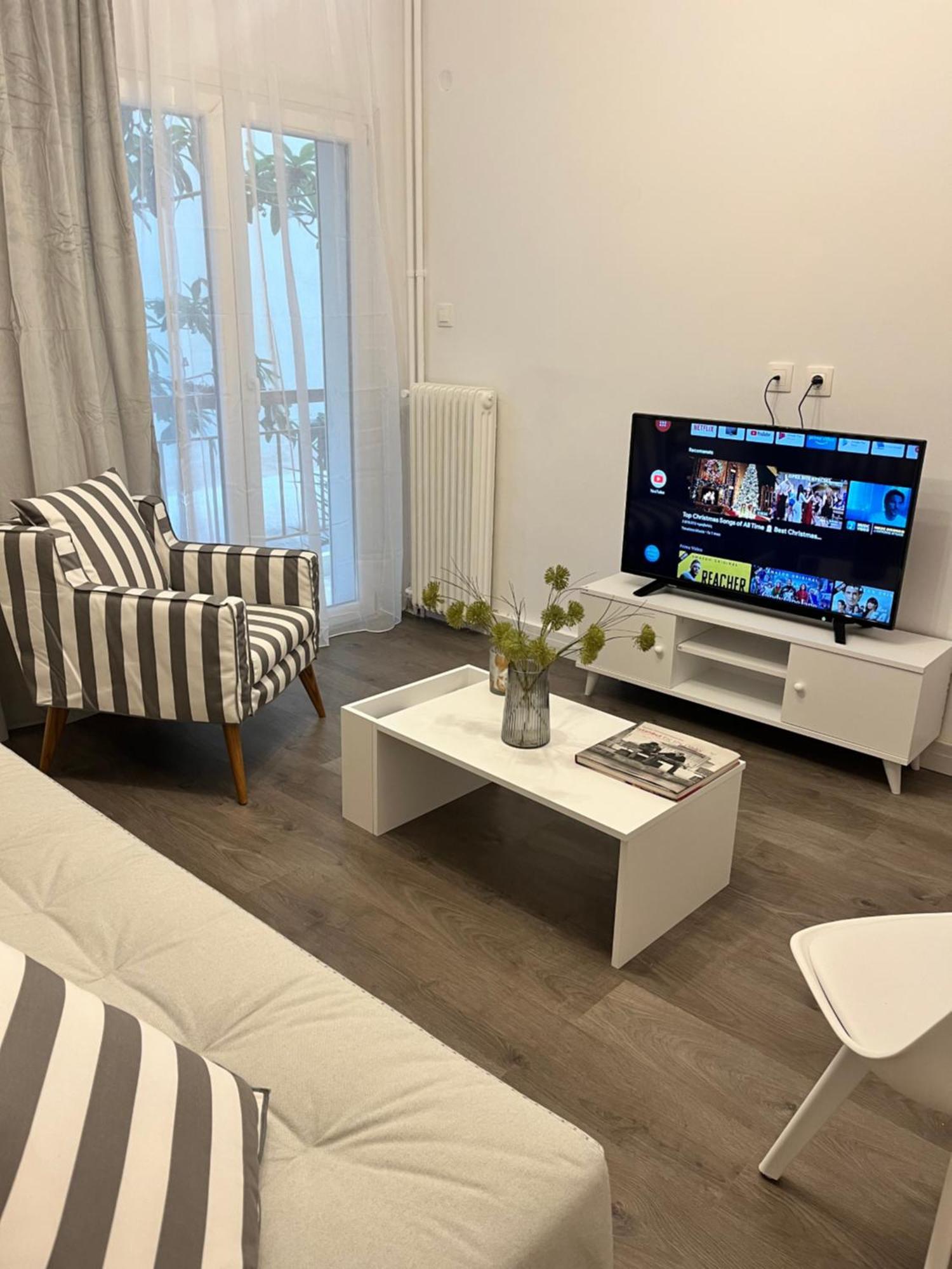 Apartment Metropolitan Complex Faliro Piräus